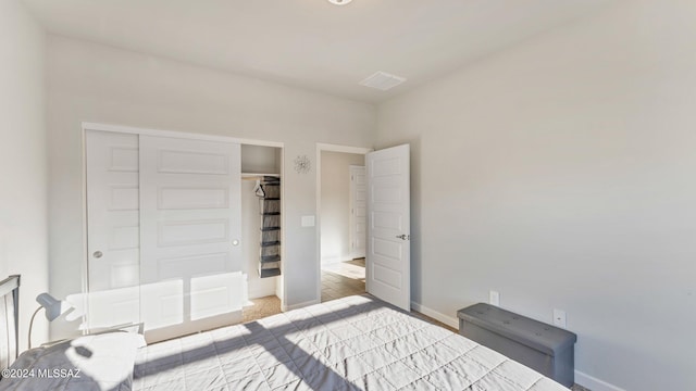 bedroom featuring a closet