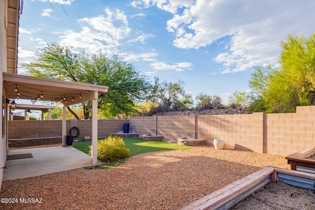 view of yard with a patio area