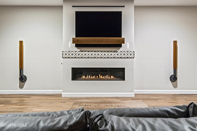 interior details with hardwood / wood-style flooring