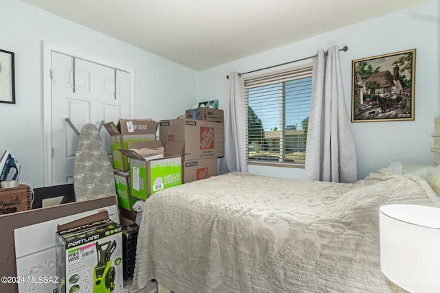 bedroom with a closet