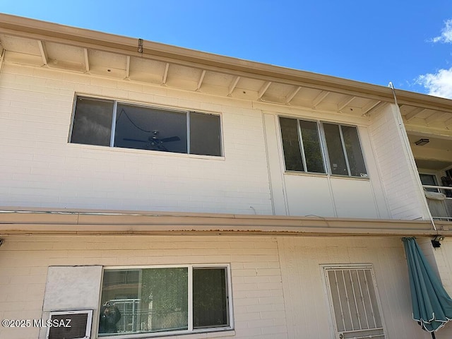 view of home's exterior