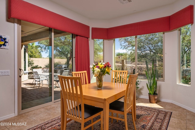 view of sunroom / solarium