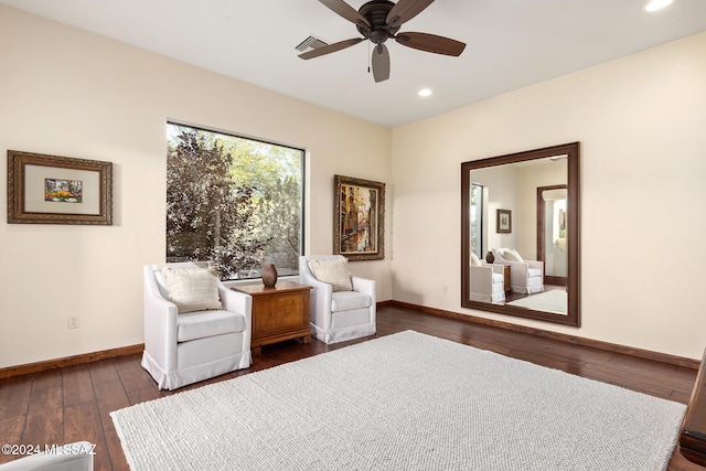 unfurnished room with dark hardwood / wood-style floors and ceiling fan