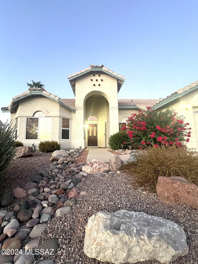 view of mediterranean / spanish-style home