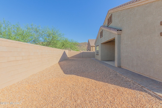 view of yard with a patio