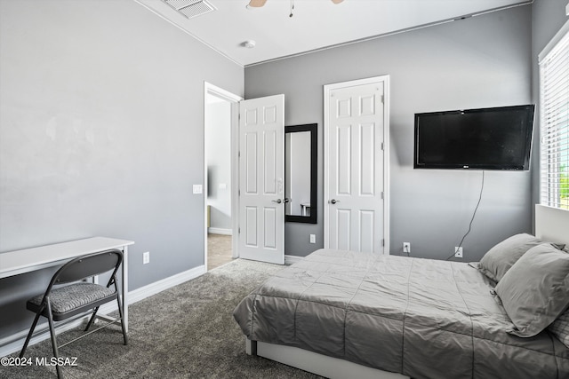 bedroom with carpet flooring and ceiling fan