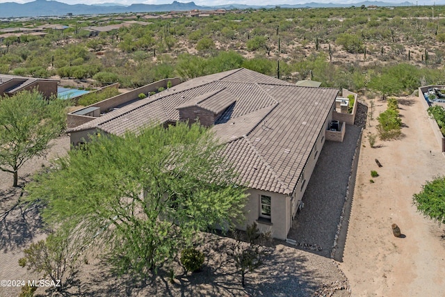 bird's eye view with a mountain view