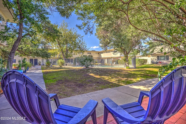 view of yard with a patio area