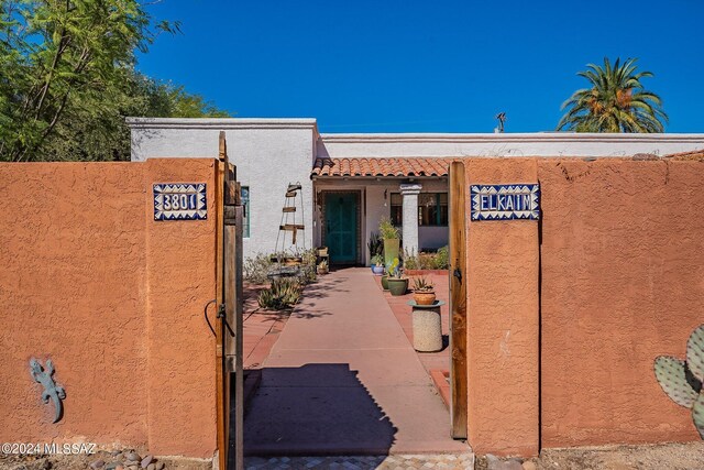 rear view of house featuring a patio area