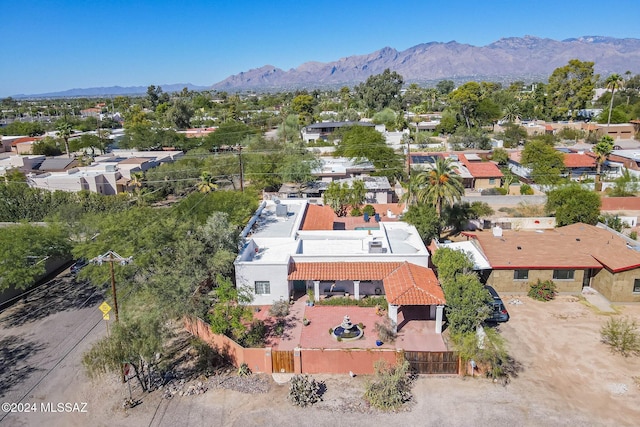 bird's eye view with a mountain view