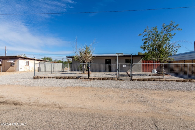 view of front of house