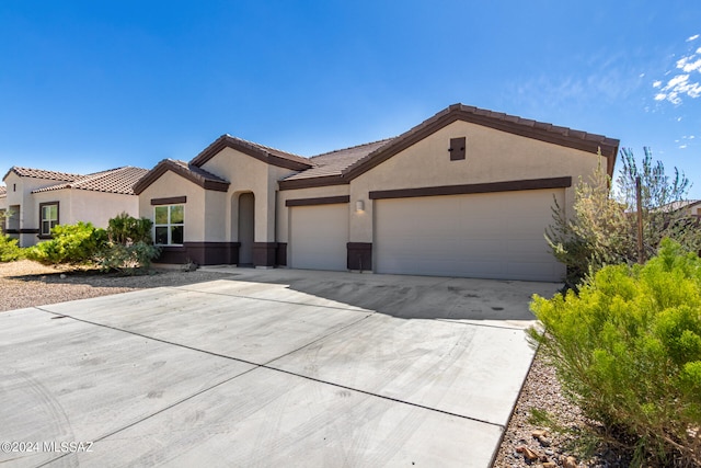 view of front facade featuring a garage