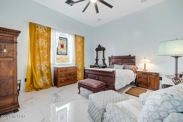 bedroom with ceiling fan