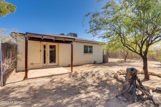 back of house featuring a patio