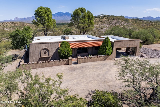 view of front facade with a mountain view