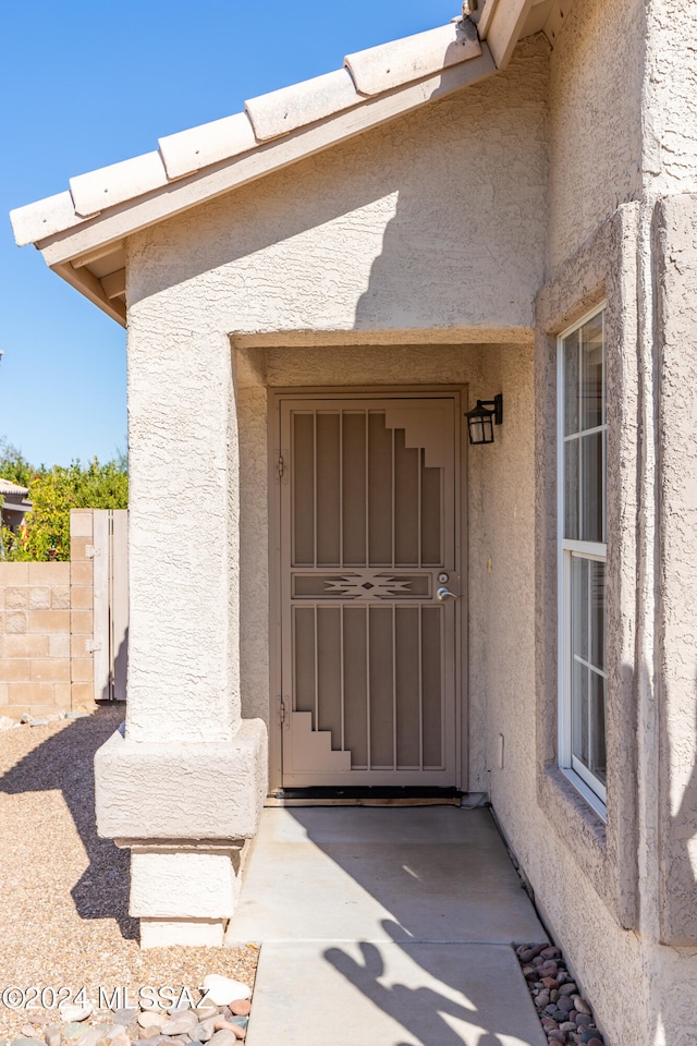 view of exterior entry