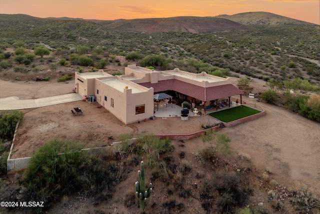 19931 S Sterling Ave, Mammoth, AZ 85618 - aerial view at dusk with a mountain view