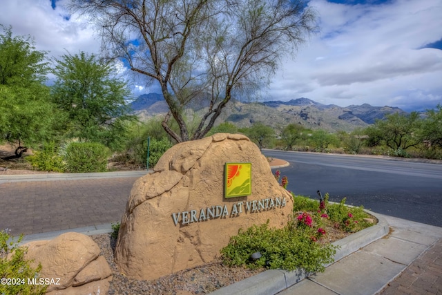 exterior space with a mountain view