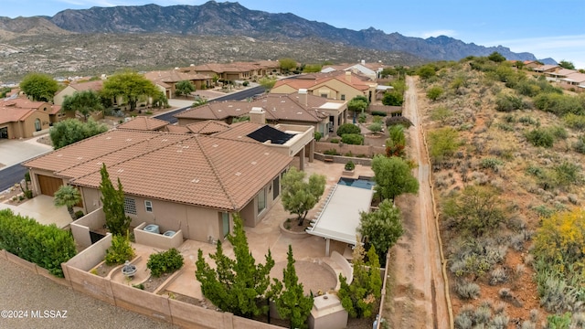 bird's eye view featuring a mountain view