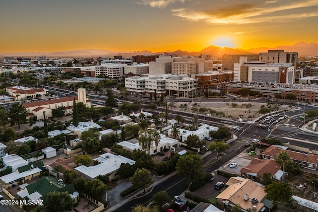 view of aerial view at dusk