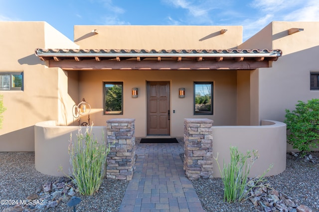 view of entrance to property