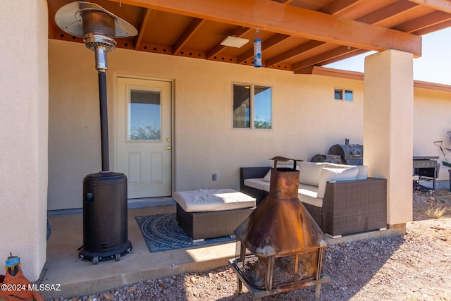 view of patio featuring outdoor lounge area