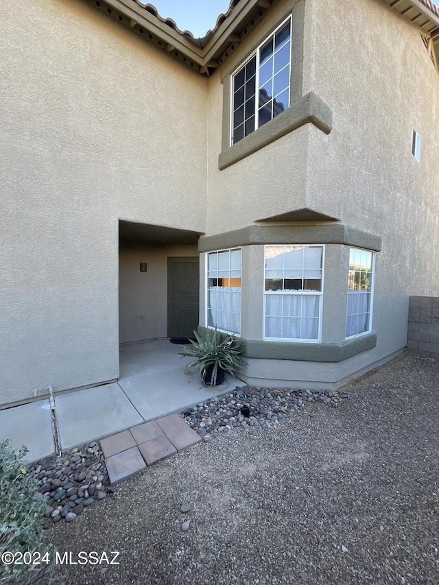 2655 W Desert Brook Ct, Tucson, AZ 85742 - entrance to property featuring stucco siding and a patio
