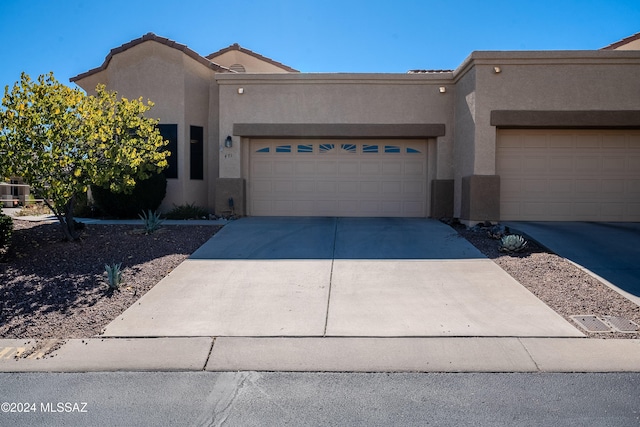 view of front facade with a garage