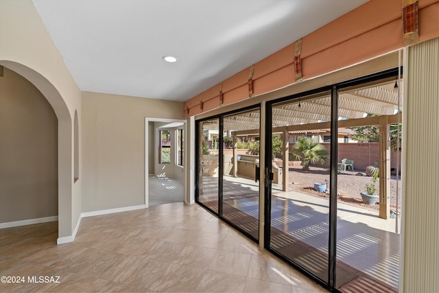 entryway featuring a healthy amount of sunlight