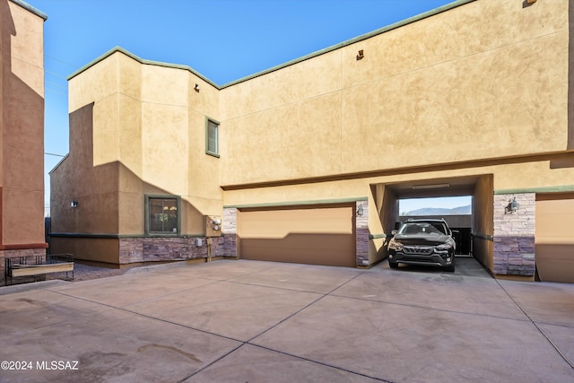 view of front of home with a garage