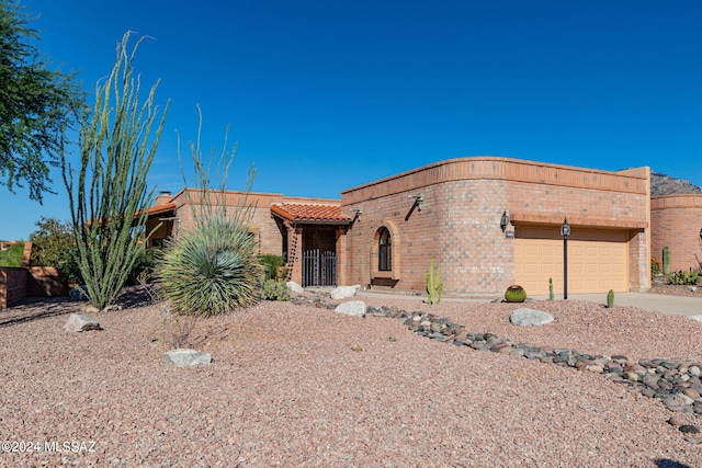 5289 N Via Sempreverde, Tucson AZ, 85750, 3 bedrooms, 2 baths townhouse for sale