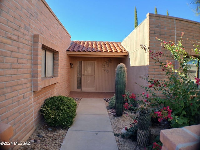 view of property entrance