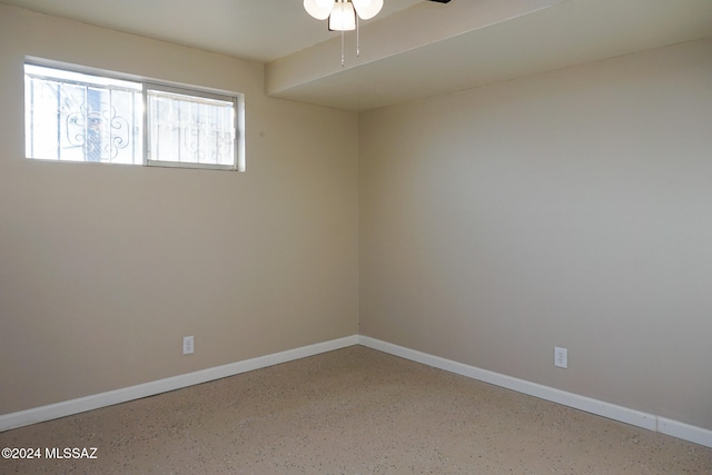 spare room featuring ceiling fan