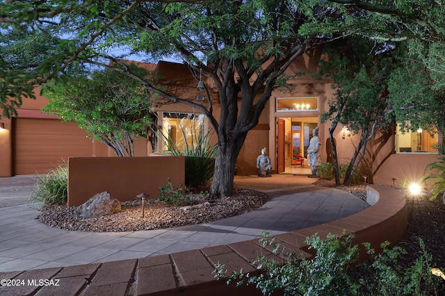 view of front of property with stucco siding