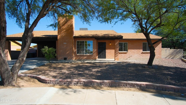 view of front of property