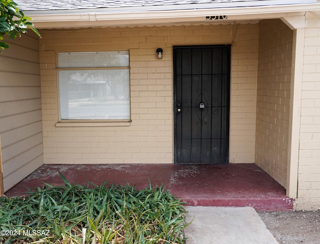 view of property entrance