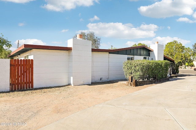 view of property exterior