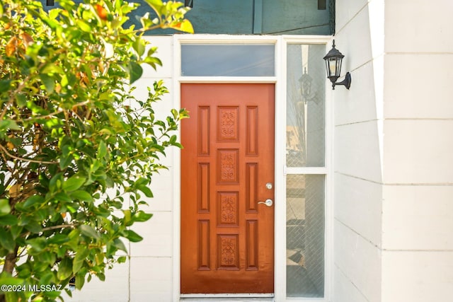 view of entrance to property