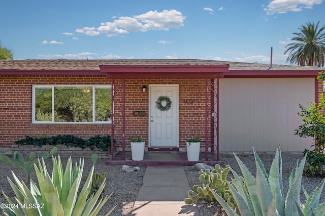 view of property entrance