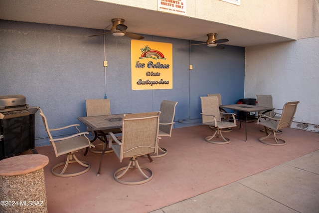 view of patio with ceiling fan