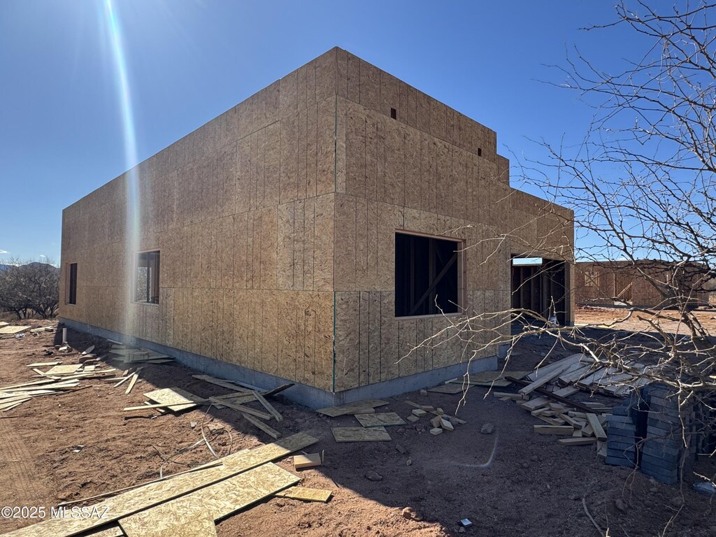 view of home's exterior