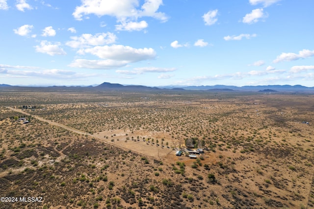 bird's eye view featuring a mountain view