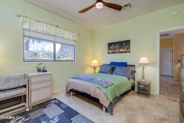 bedroom with ceiling fan