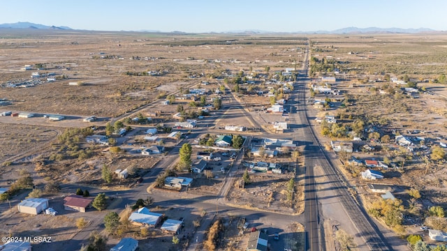 bird's eye view featuring a mountain view