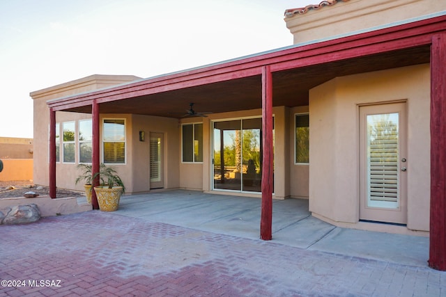 view of patio with ceiling fan