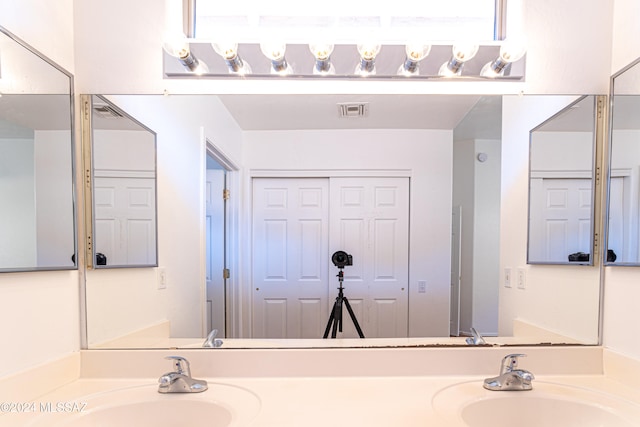 bathroom with vanity