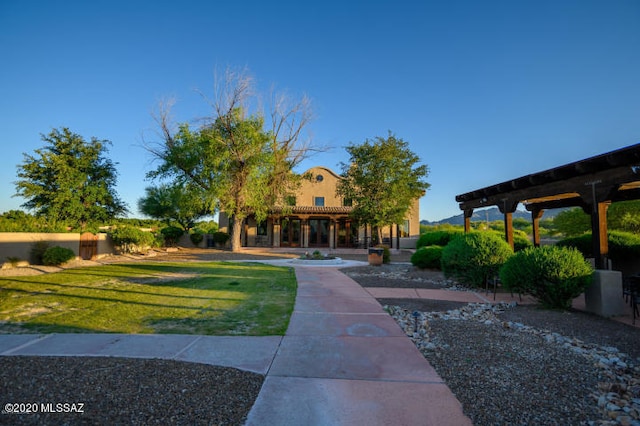 view of front of home with a front yard