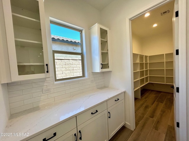 pantry with visible vents