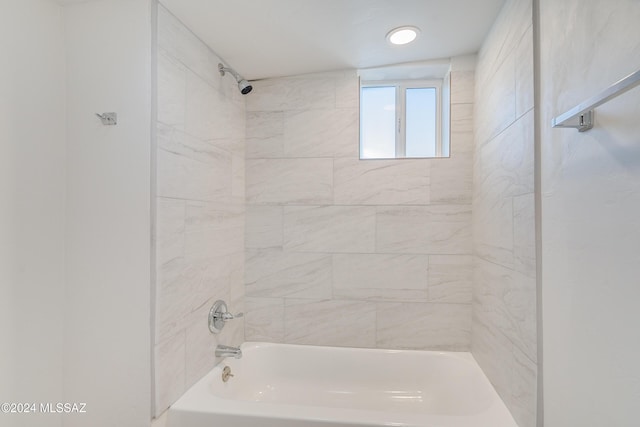 bathroom featuring shower / bathing tub combination