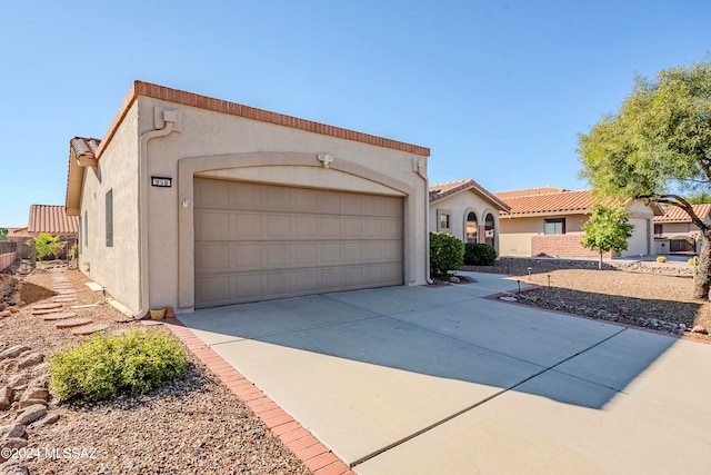 view of front facade featuring a garage